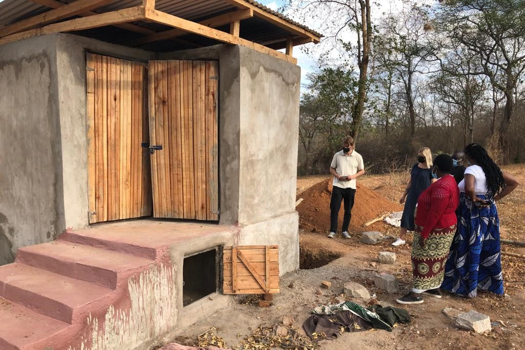 Wash & Grow! volunteer Henrik shares his project experience.