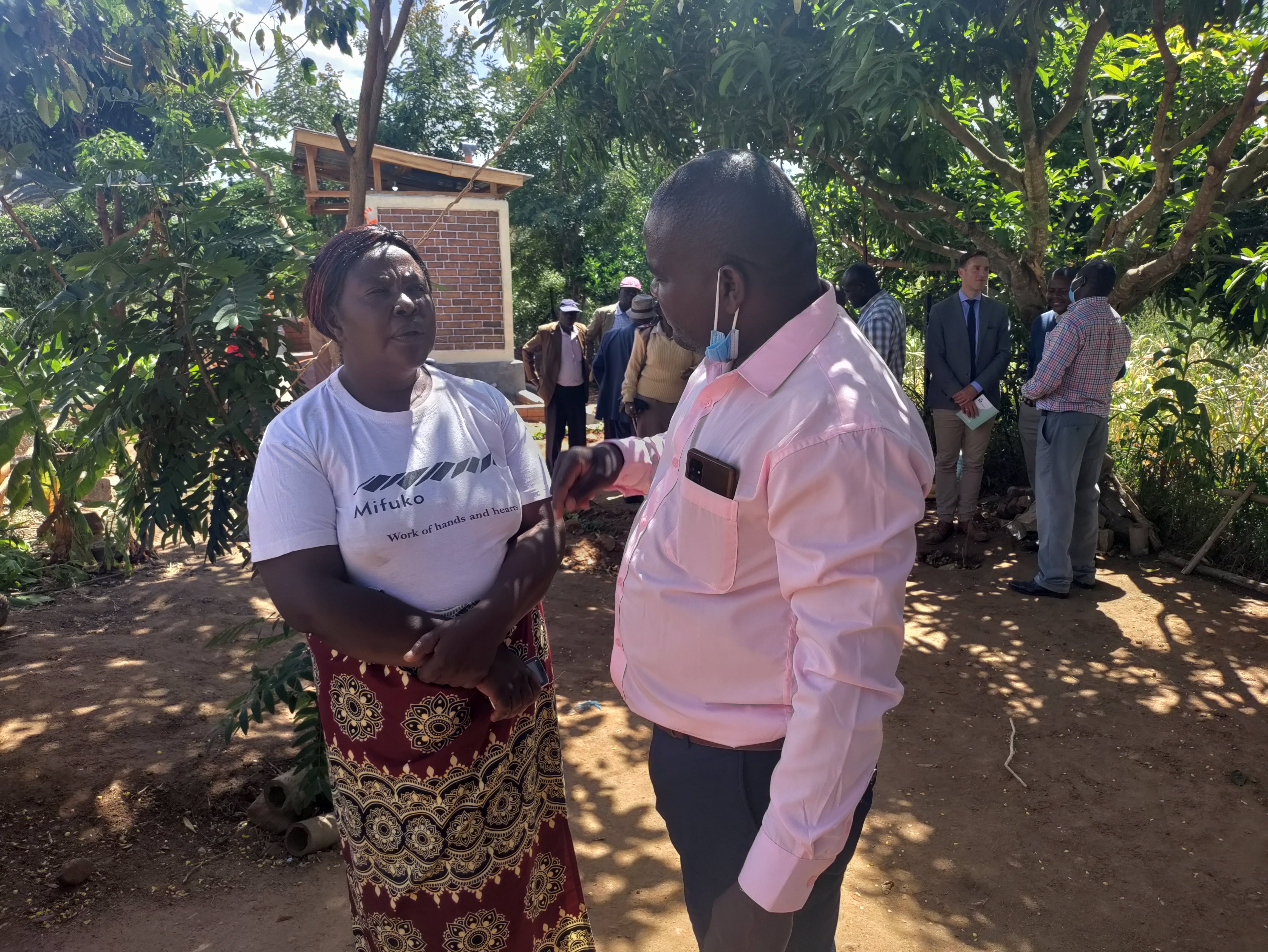 Project Manager in Kenya Peter Manyolo introduces himself
