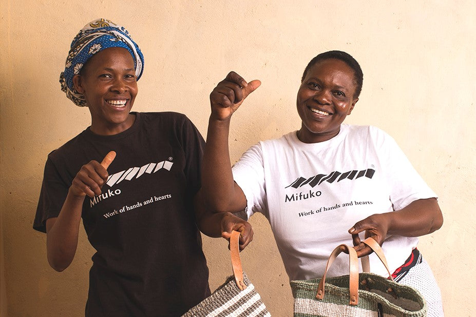 Celebrating International Women´s day: 100 new trees in rural Kenya