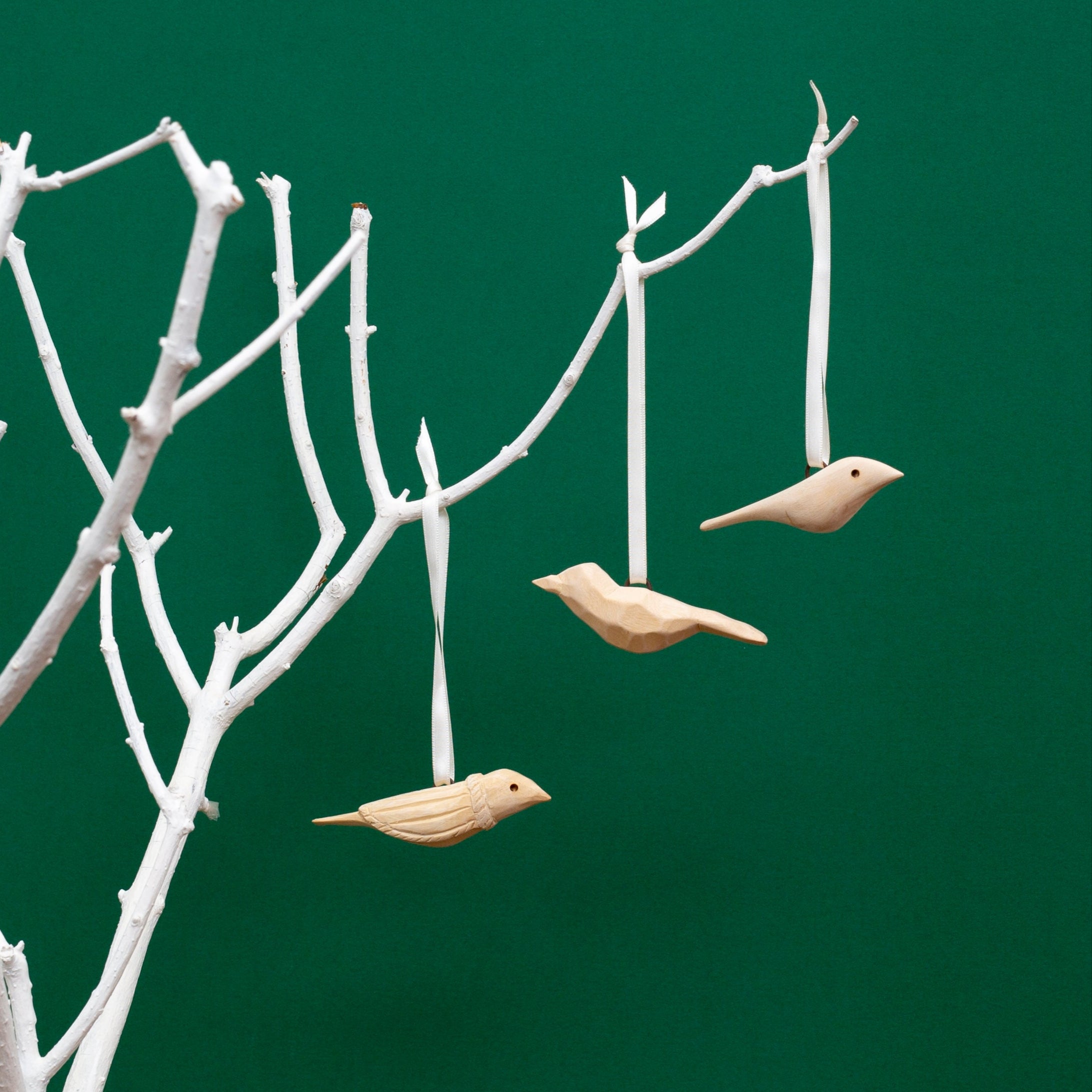 Handmade fair trade Jacaranda wood Wooden ornament | Carved bird