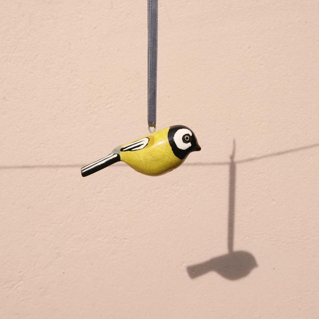 Handmade fair trade Jacaranda wood Wooden ornament | Great tit