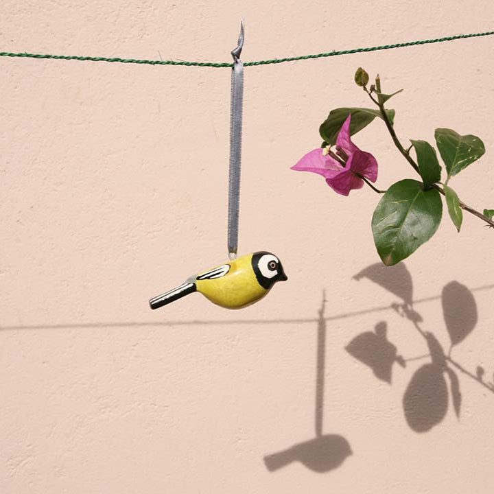 Handmade fair trade Jacaranda wood Wooden ornament | Great tit