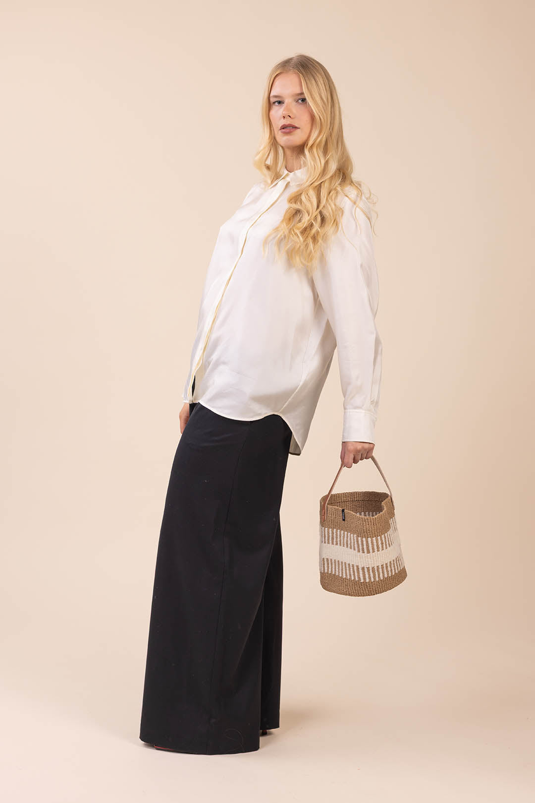 rib weave white small basket with leather handle fair trade handmade