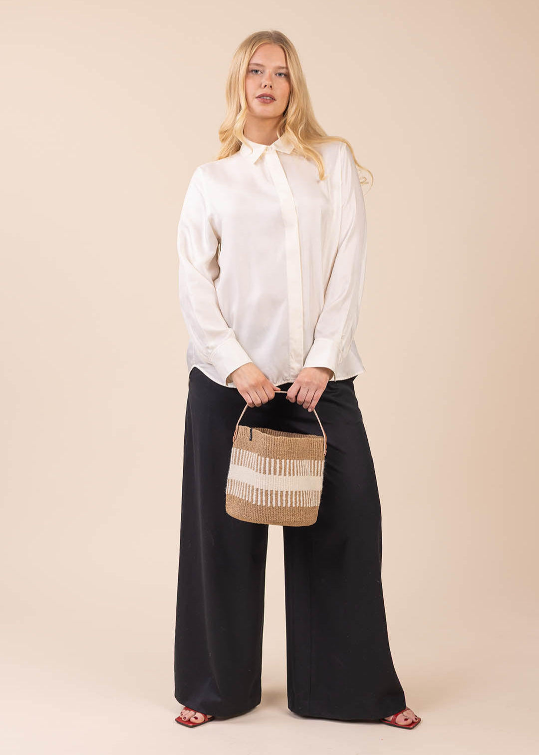 rib weave white small basket with leather handle fair trade handmade