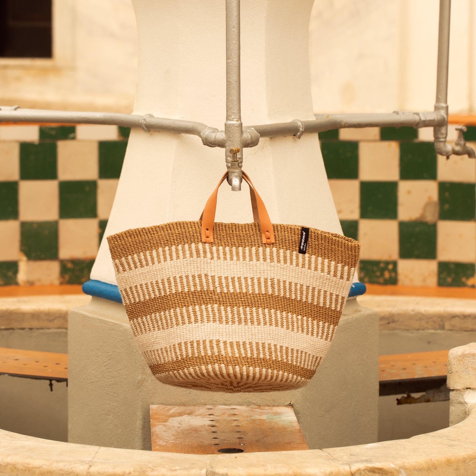 Handmade fair trade leather handles Mifuko Wool and paper Market basket M Pamba market basket | White rib weave M