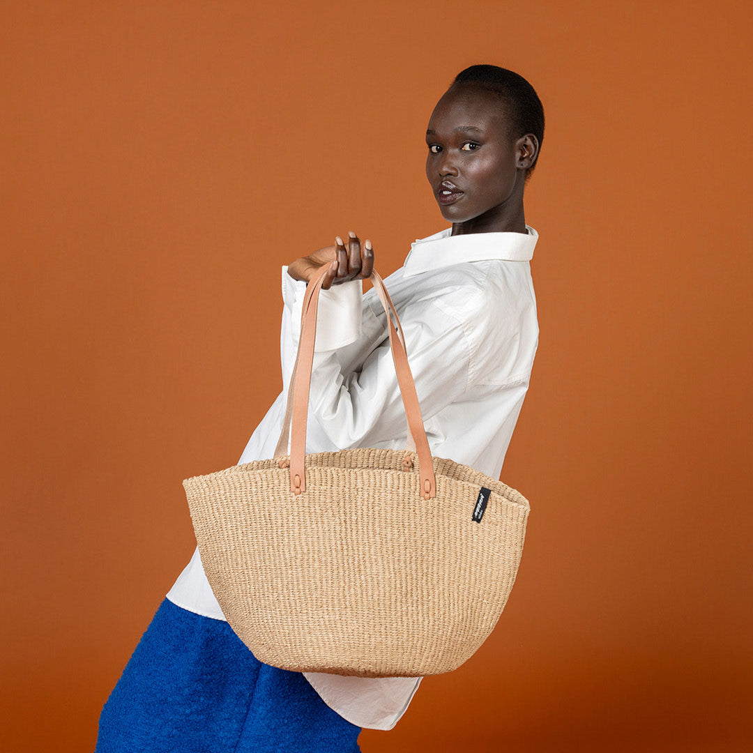Handmade classic paper shopper paper m size with long leather handles fair trade