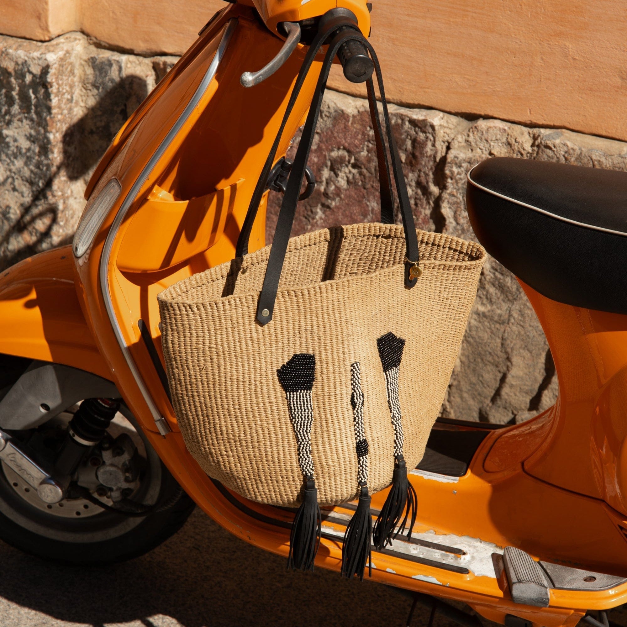 Mifuko Paper and Glass beads Shopper basket Kiondo Shopper basket | Anyango design black and white M fair trade handmade handbag