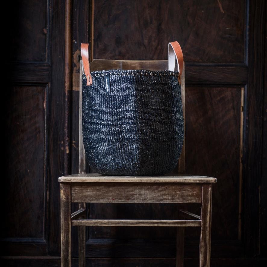 Mifuko Partly recycled plastic and sisal Market basket M Kiondo market basket | Black M handmade fair trade leather handles