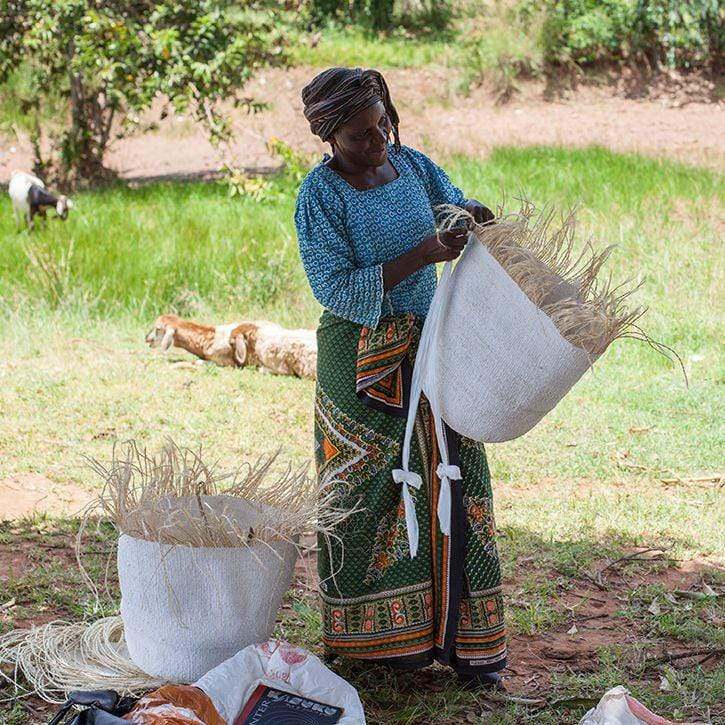 Mifuko Partly recycled plastic and sisal Market basket L Kiondo market basket | White L