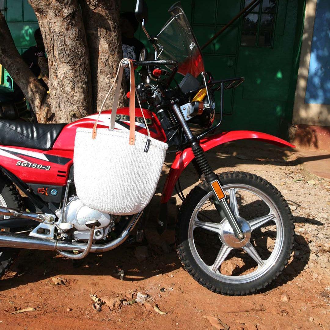 Handmade white Kiondo shopper basket M