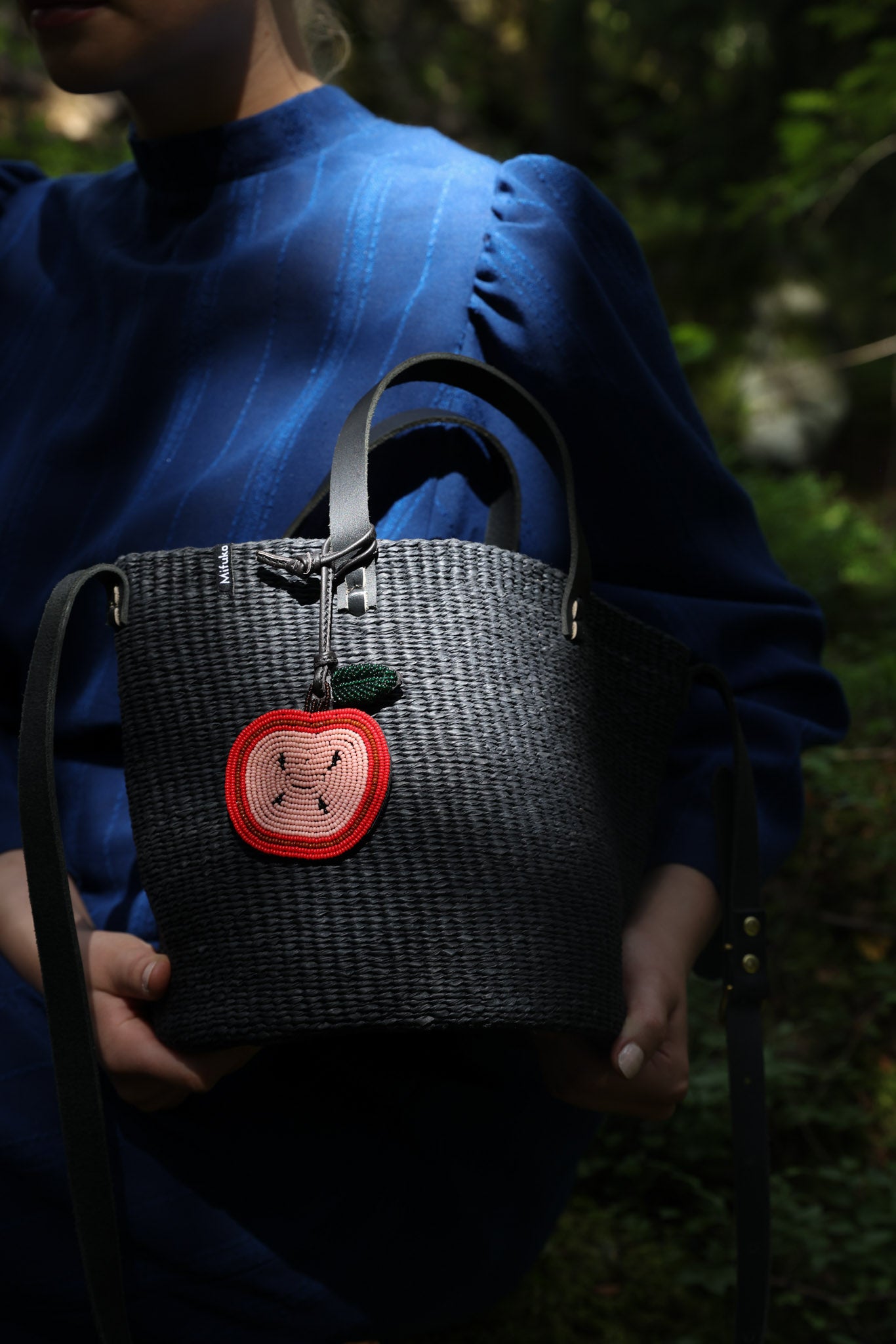 Bag charm | Apple