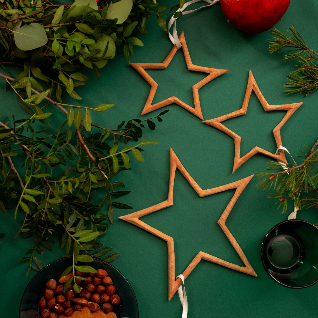 Handmade wooden star ornament XS