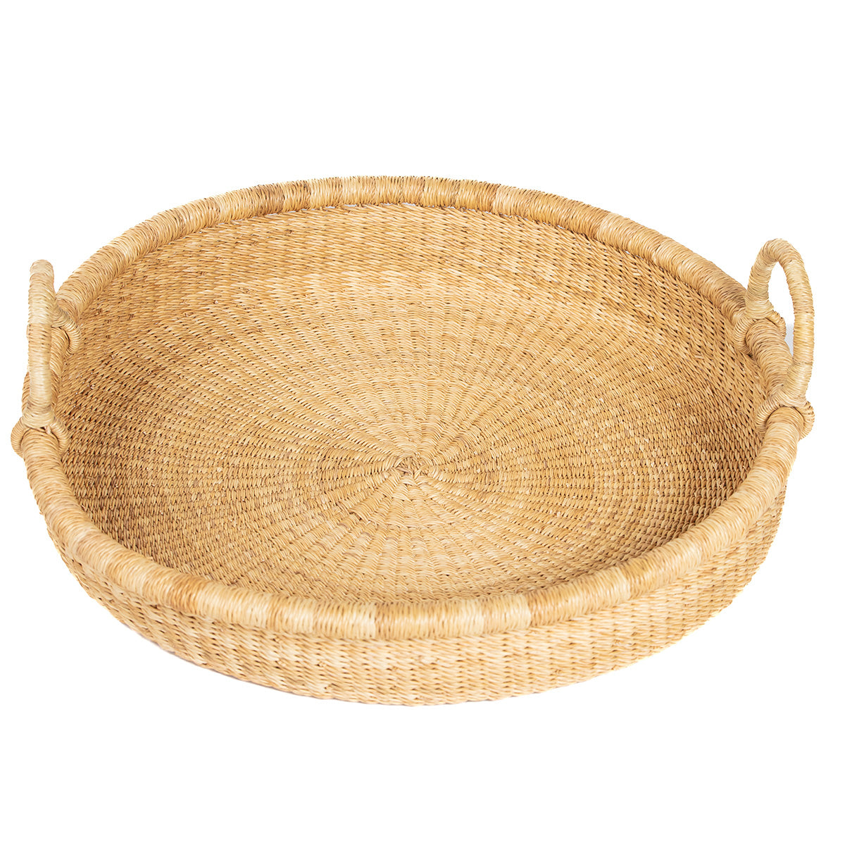 The Bolga bowl is a beautifully handwoven piece, crafted from sustainable elephant grass, perfect for adding natural elegance to your home. This medium-sized bowl is ideal for tabletop storage, making it perfect for holding fruits, bread, or small household items.