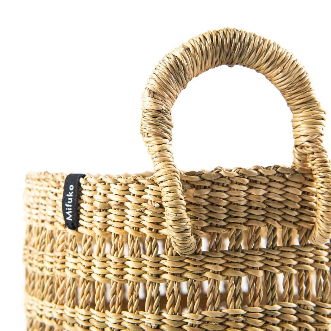 Handmade fair trade Elephant grass Bolga basket | Natural with loop XS