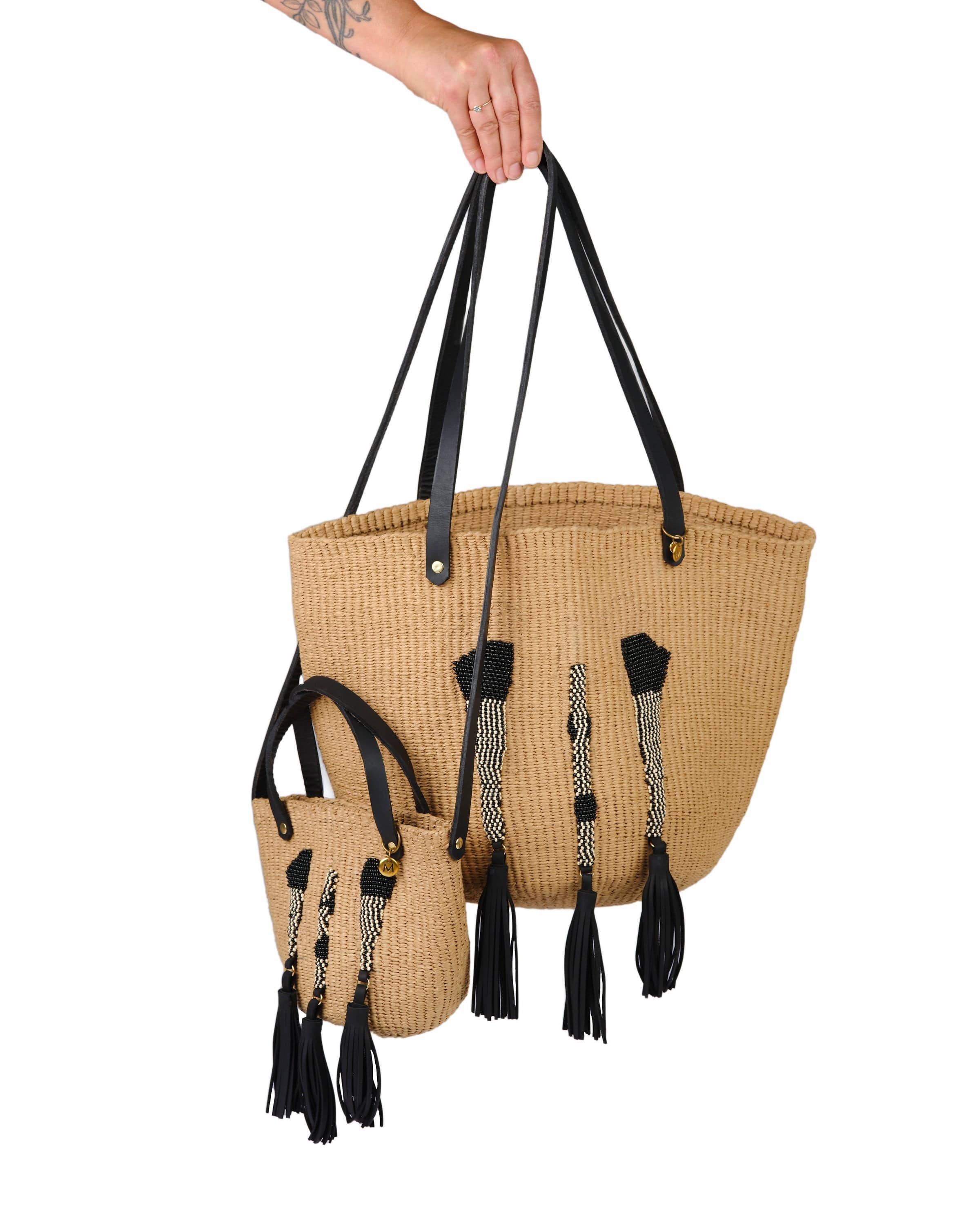 Mifuko Paper and Glass beads Shopper basket Kiondo Shopper basket | Anyango design black and white M