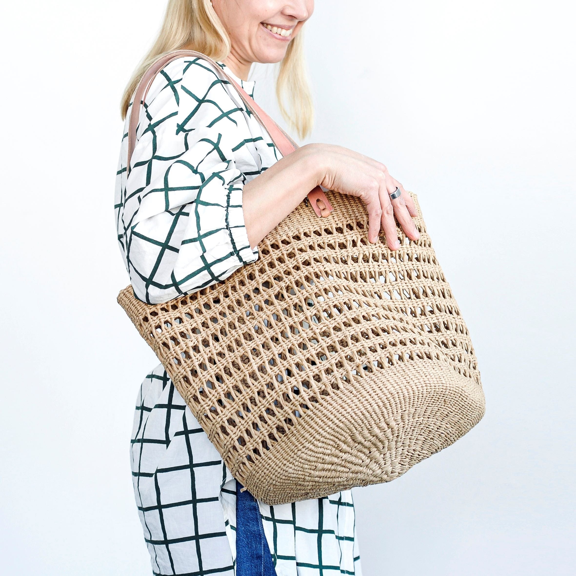 Mifuko Paper Shopper basket L Kiondo shopper basket | Brown open weave L