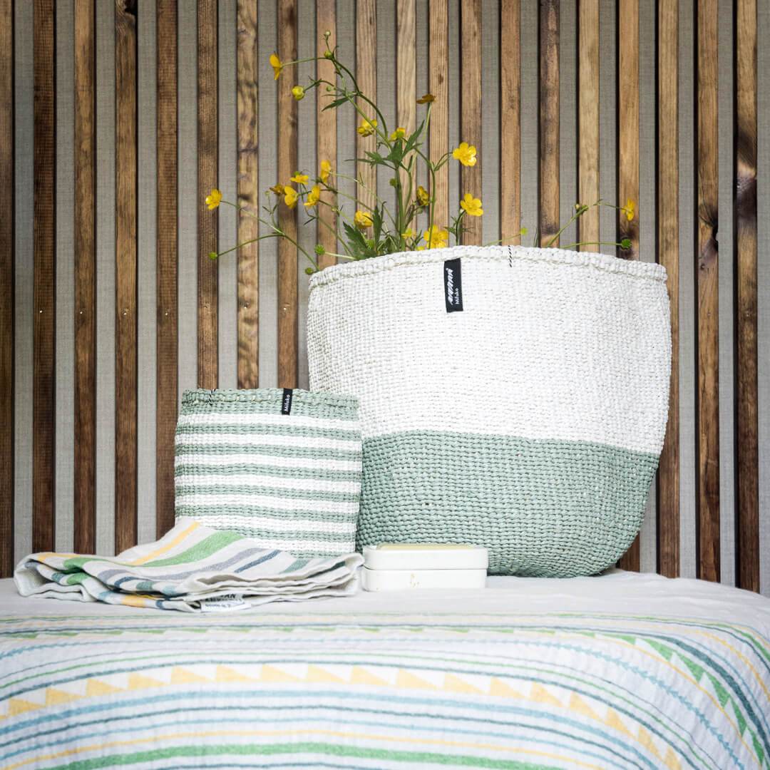 Mifuko Partly recycled plastic and sisal Medium size basket M Kiondo basket | White and light green duo M