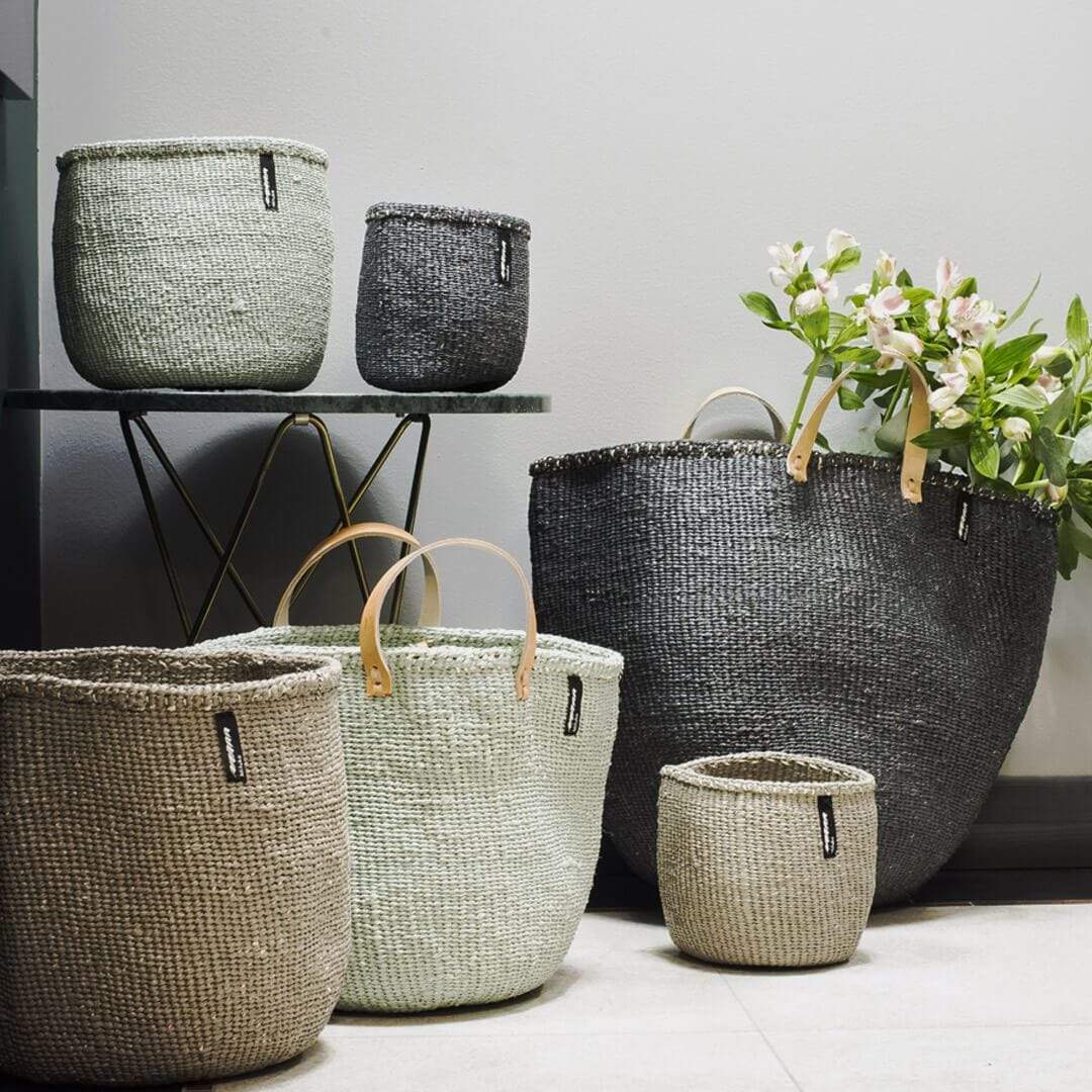 Mifuko Plastic and sisal Medium size basket M Kiondo basket | Warm grey M