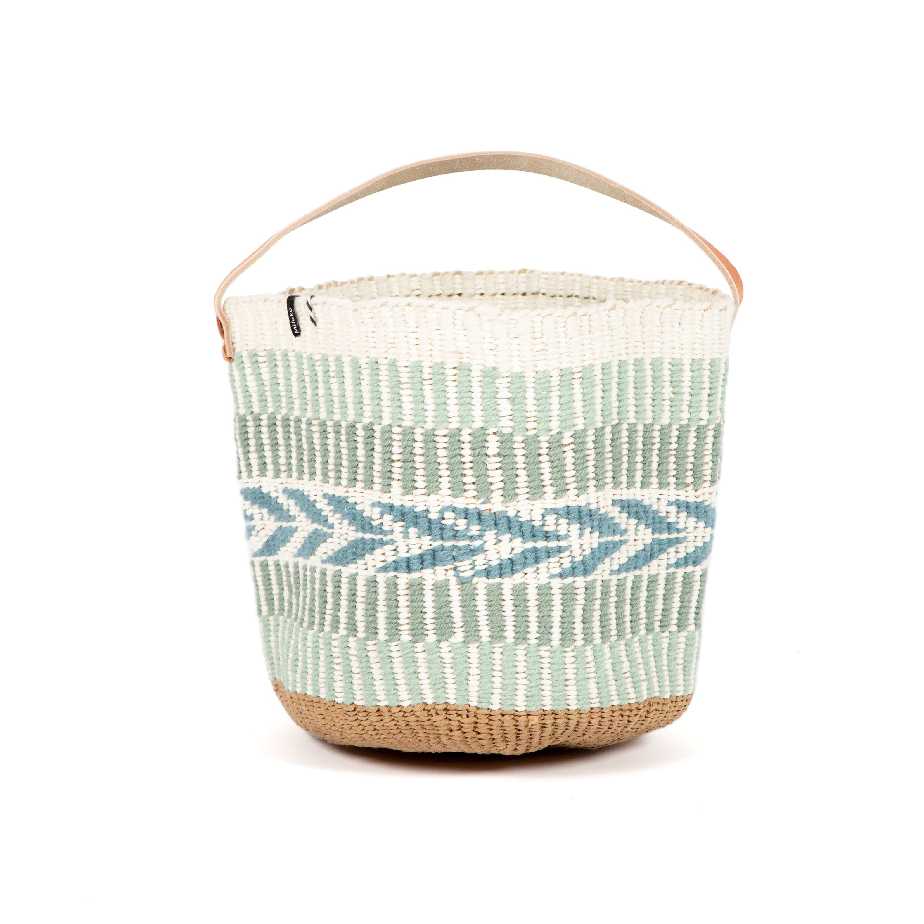 Mifuko Wool and paper Small basket with short handle Pamba basket with handle | Light green pattern weave S